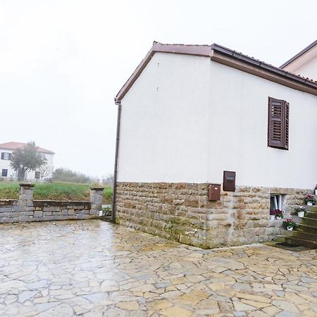 Apartma Nika Hrvatini Dış mekan fotoğraf